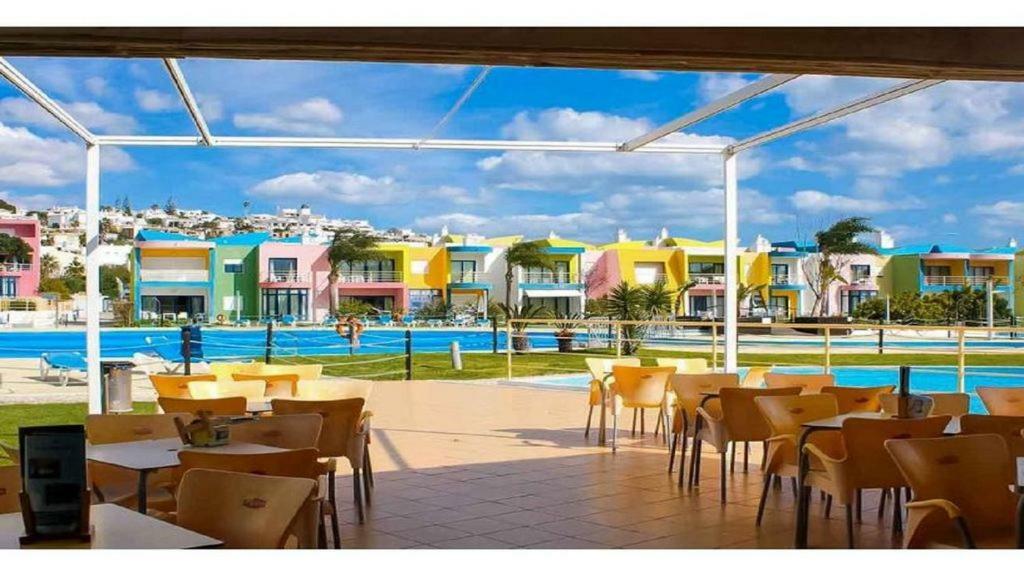 Marina De Albufeira Orada Resort - 2-Bed Apartment With Huge Pool Екстер'єр фото