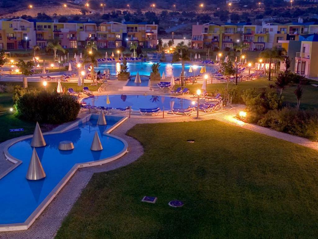 Marina De Albufeira Orada Resort - 2-Bed Apartment With Huge Pool Екстер'єр фото